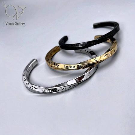 1-2-2.jpg بنگل پیچ استیل مردانه با حکاکی همیشه در قلب منی always in my heart کد 9587 - Image 1