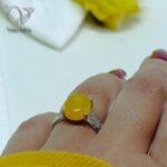 انگشتر نقره زنانه سنگ عقیق زرد با حکاکی دعای شرف الشمس کد 5962 - Image 3