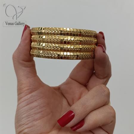 14-3.jpg النگو طلاروس مدل آینه ای نقطه کوب کد 8665 - Image 1