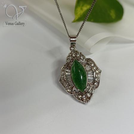 187-1.jpg گردنبند نقره زنانه سنگ یشم سبز اصل نگین باگت و جواهری کد8237 - Image 1