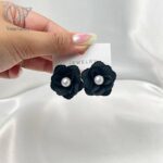گوشواره دخترانه طرح گل و مروارید کد 10228 - Image 4