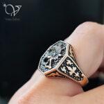 انگشتر طلاروس مردانه مدل شیر و خورشید کد 6973