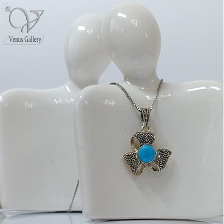 421.jpg گردنبند نقره زنانه نگین مارکازیت سیاه قلم برند هانگ با سنگ فیروزه کد 4923 - Image 1