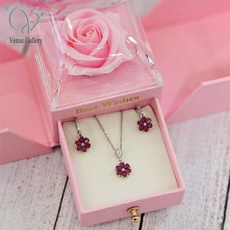 5-10.jpg نیم ست نقره دخترانه مدل شکوفه صورتی سیب کد 9476 - Image 1