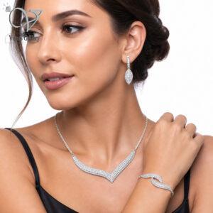 سرویس نقره عروس ظریف و نگین دار