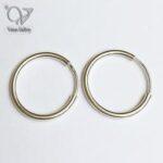 گوشواره حلقه‌ای نقره زنانه مینیمال، ضد حساسیت و مناسب استفاده روزانه کد 974 - Image 4