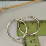 گوشواره حلقه‌ای نقره زنانه مینیمال، ضد حساسیت و مناسب استفاده روزانه کد 974 - Image 2