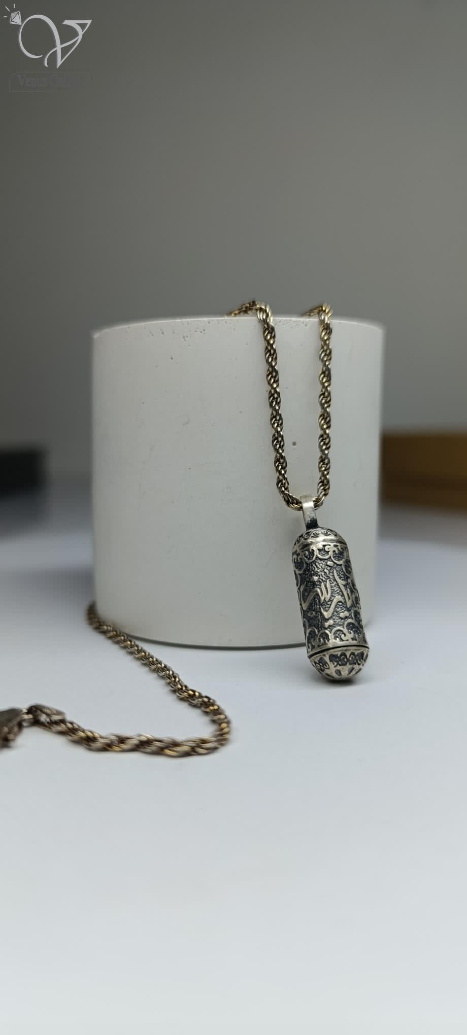 IMG_20250606_165302_650.jpg مدال جا دعایی نقره سیاه قلم کد 6995 - Image 1