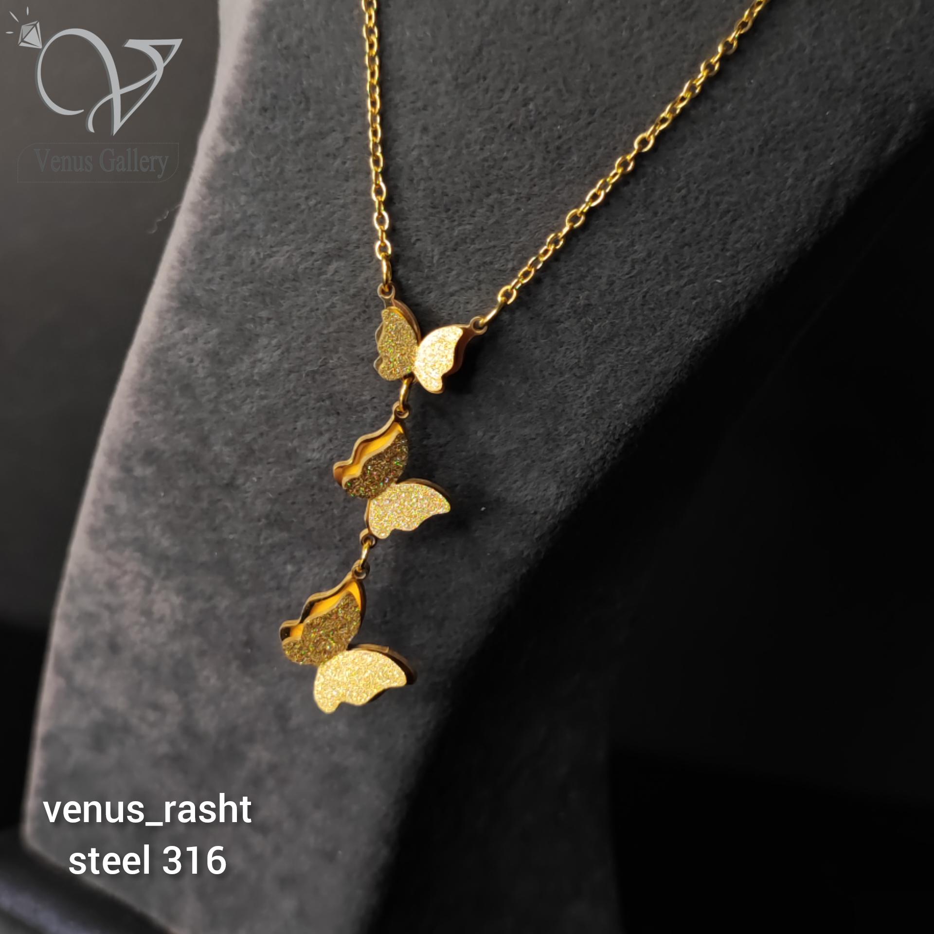 InShot_20230303_010658584.jpg گردنبند زنانه استیل طرح سه پروانه طلایی - Image 1