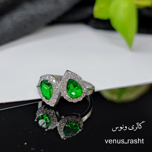 InShot_20230316_184112485-600x600-1.jpg انگشتر نقره زنانه طرح اشک نگین رنگی (قرمز / سبز / کریستالی / آبی )کد 1277 - Image 4