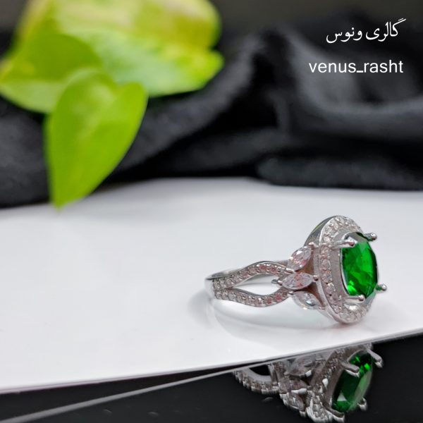 InShot_20230316_184355230-600x600-1.jpg انگشتر نقره جواهری نگین سبز کد 1483 - Image 4