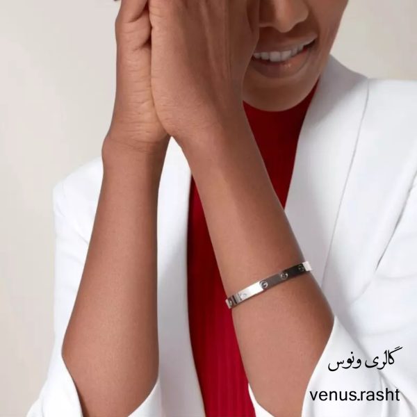 InShot_20230420_191304917-600x600-1.jpg دستبند النگویی کارتیر بیضی - Image 1
