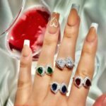 انگشتر نقره زنانه طرح اشک نگین رنگی (قرمز / سبز / کریستالی / آبی )کد 1277 - Image 3