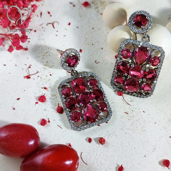 InShot_۲۰۲۳۰۸۲۲_۰۰۴۱۳۲۰۸۷-600x600-1.jpg گوشواره طرح یاقوت نگین قرمز نقره کد 2326 - Image 1