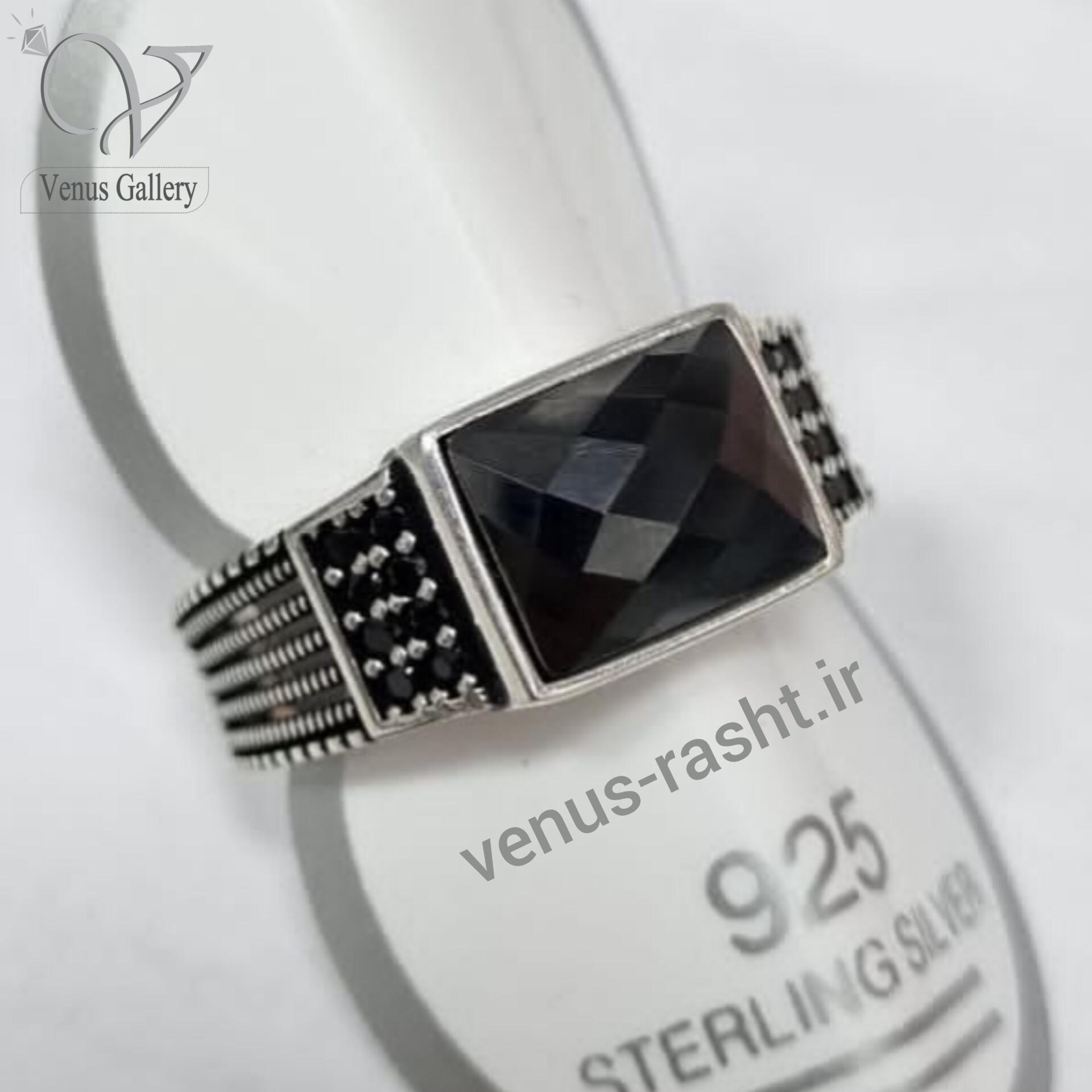 InShot_۲۰۲۴۰۱۱۰_۲۱۲۹۳۰۵۸۴.jpg انگشتر نقره مردانه مارکازیت، اسپرت و سیاه قلم با سنگ مشکی کد2291 - Image 1