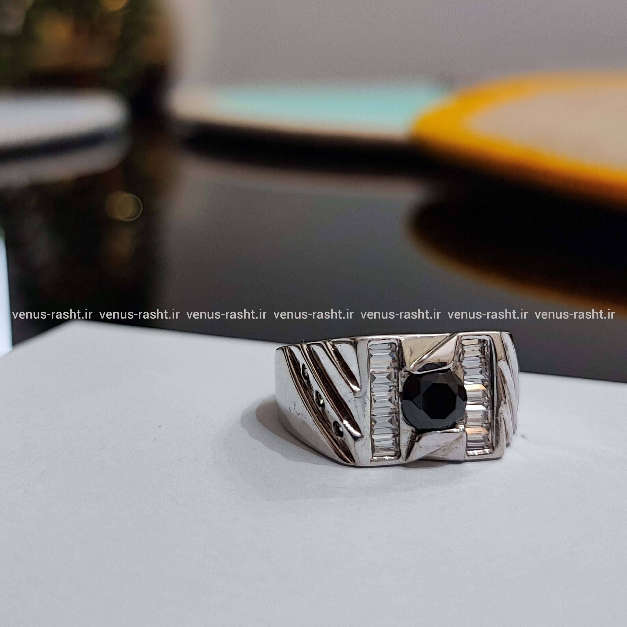 InShot_۲۰۲۴۰۱۱۱_۲۰۲۸۰۲۹۵۷-scaled-1.jpg انگشتر نقره مردانه اسپرت جایگزین حلقه ازدواج کد 4756 - Image 1