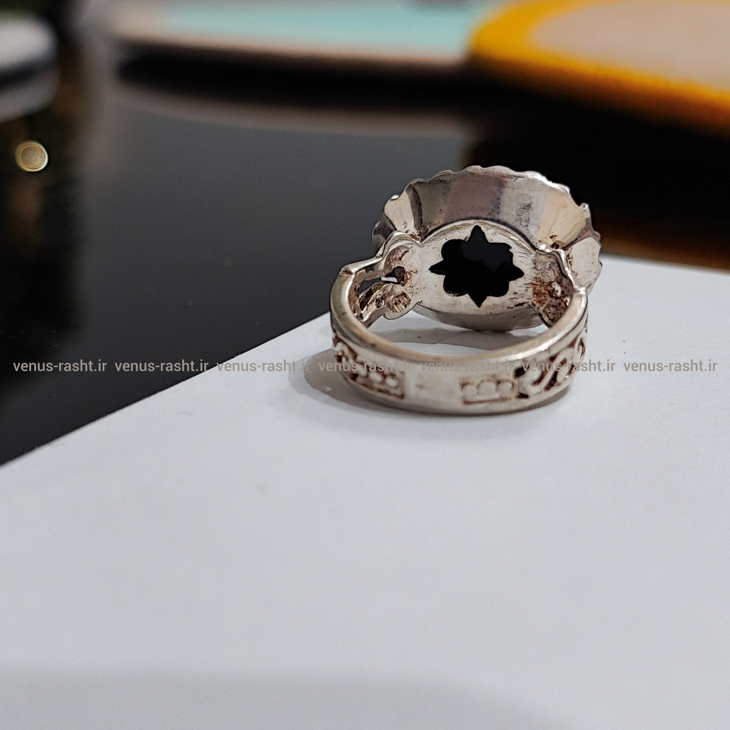 InShot_۲۰۲۴۰۱۱۱_۲۰۳۵۵۴۱۷۶-scaled-1.jpg انگشتر نقره مردانه سنگ اونیکس 4721 - Image 5