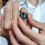 انگشتر نقره مردانه با سنگ کریستال اتمی آبی کد 2339 - Image 2
