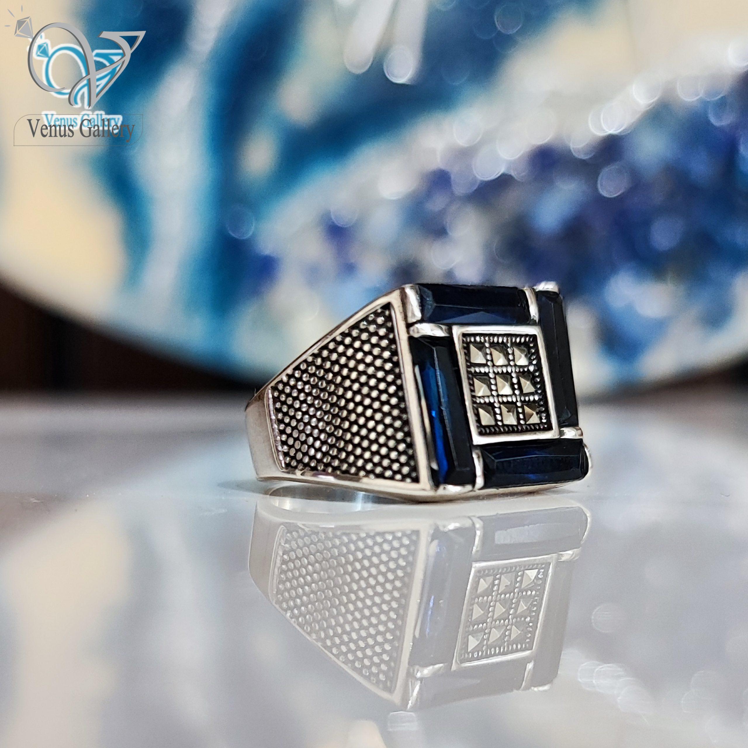 InShot_۲۰۲۴۰۱۱۸_۰۱۱۴۴۹۴۳۶-scaled-1.jpg انگشتر نقره مردانه سنگ آبی نگین مارکازیت کد 2506 - Image 1