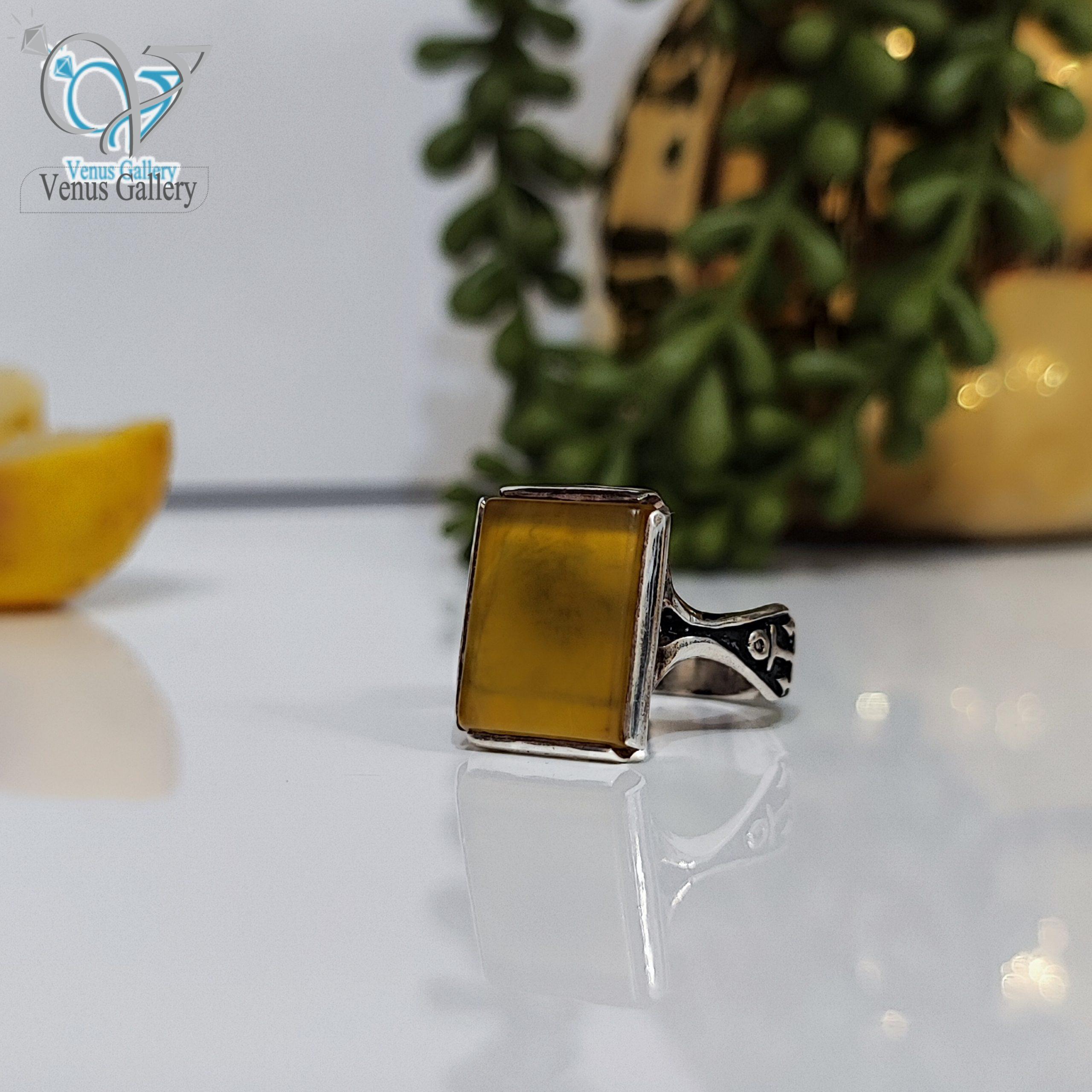 InShot_۲۰۲۴۰۱۲۴_۱۶۰۲۳۹۸۲۶-scaled-1.jpg انگشتر نقره مردانه سنگ عقیق زرد شرف الشمس کد 2839 - Image 1