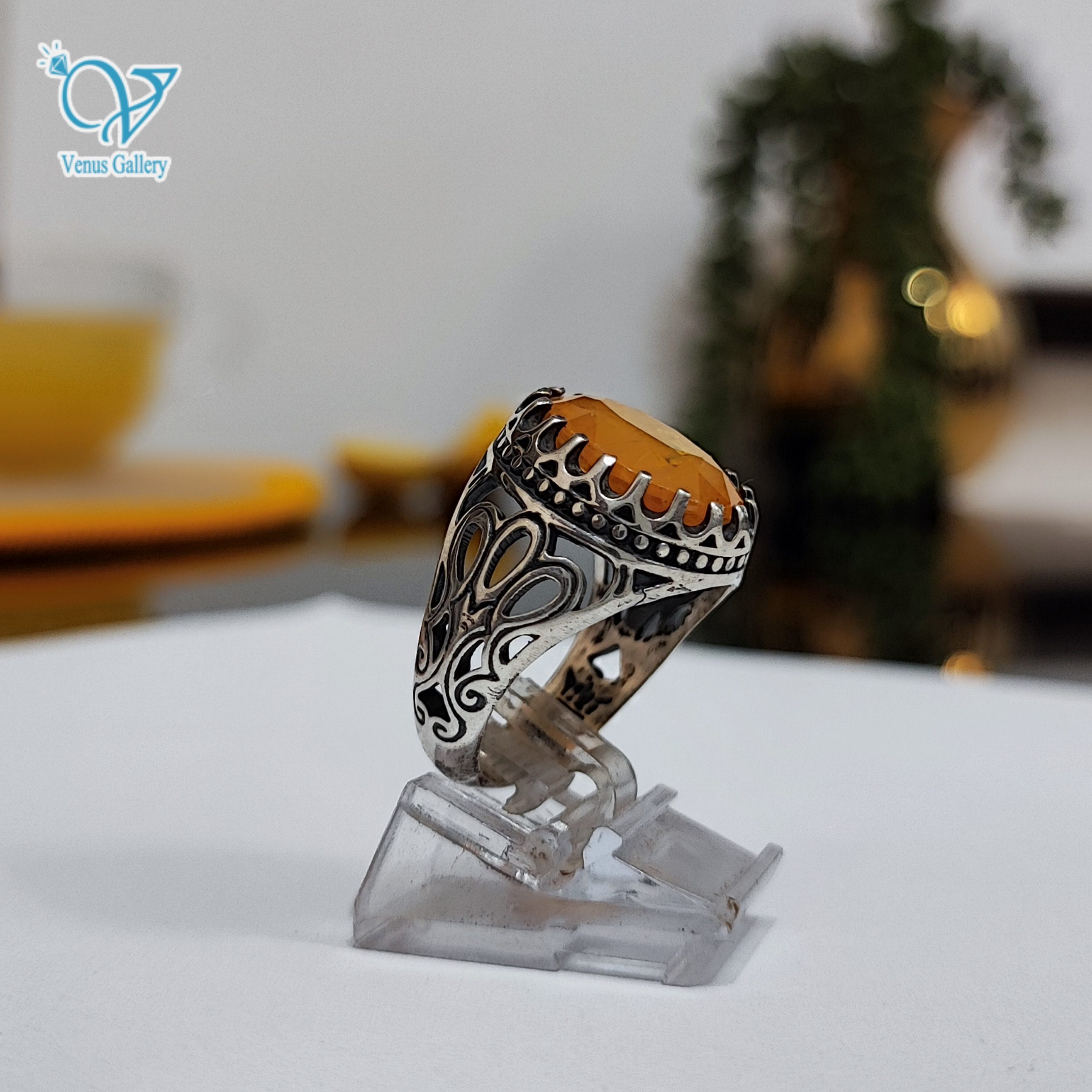 InShot_۲۰۲۴۰۱۲۷_۱۴۰۷۲۴۱۱۳-scaled-1.jpg انگشتر نقره مردانه سنگ یاقوت زرد کد 5489 - Image 2