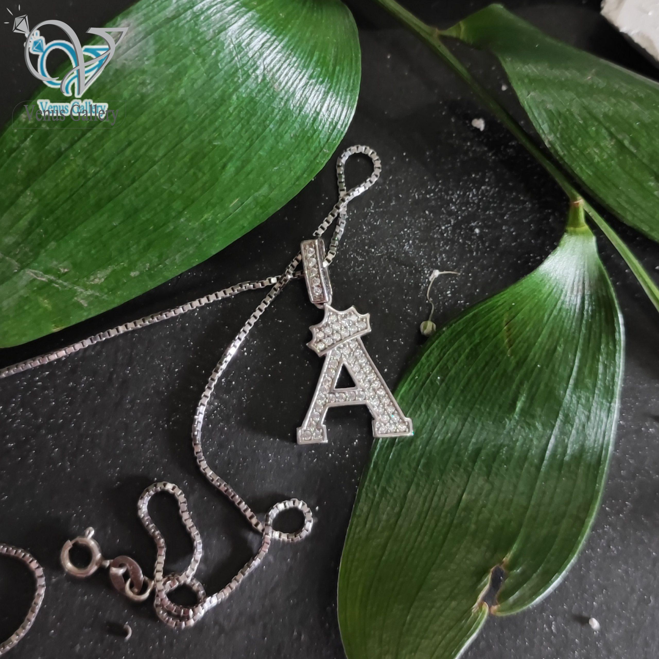 InShot_۲۰۲۴۰۱۳۱_۲۱۱۸۲۲۵۹۹-scaled-1.jpg مدال نقره حرف ای Aبه لاتین - Image 1