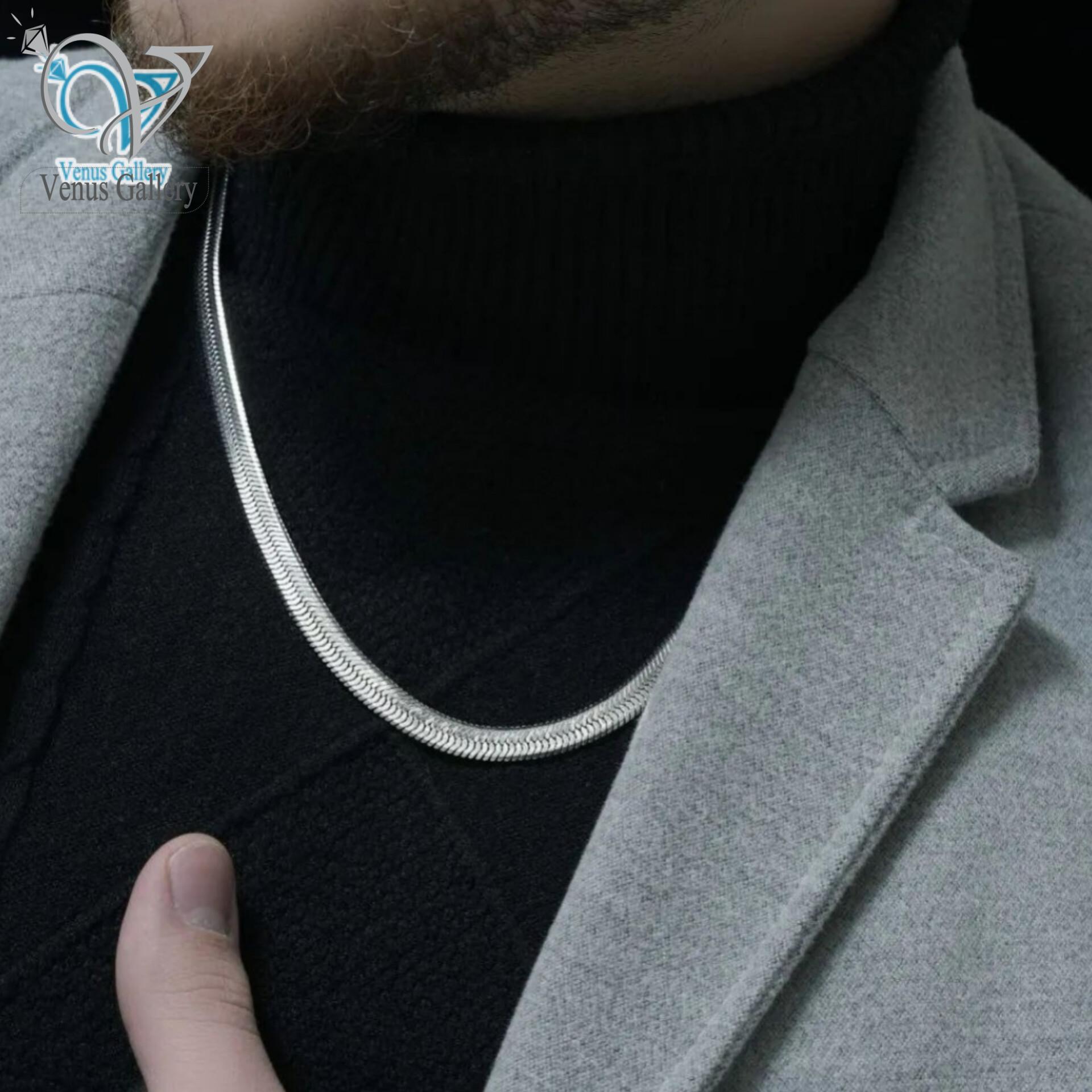 InShot_۲۰۲۴۰۱۳۱_۲۳۳۸۱۰۳۷۸.jpg گردنبند مردانه استیل مدل هرینگبون ( ماری) - Image 1