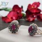 انگشتر نقره زنانه سنگ یاقوت نگین مارکازیت کد 3023