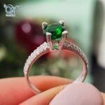 انگشتر تک نگین نقره سنگ سبز