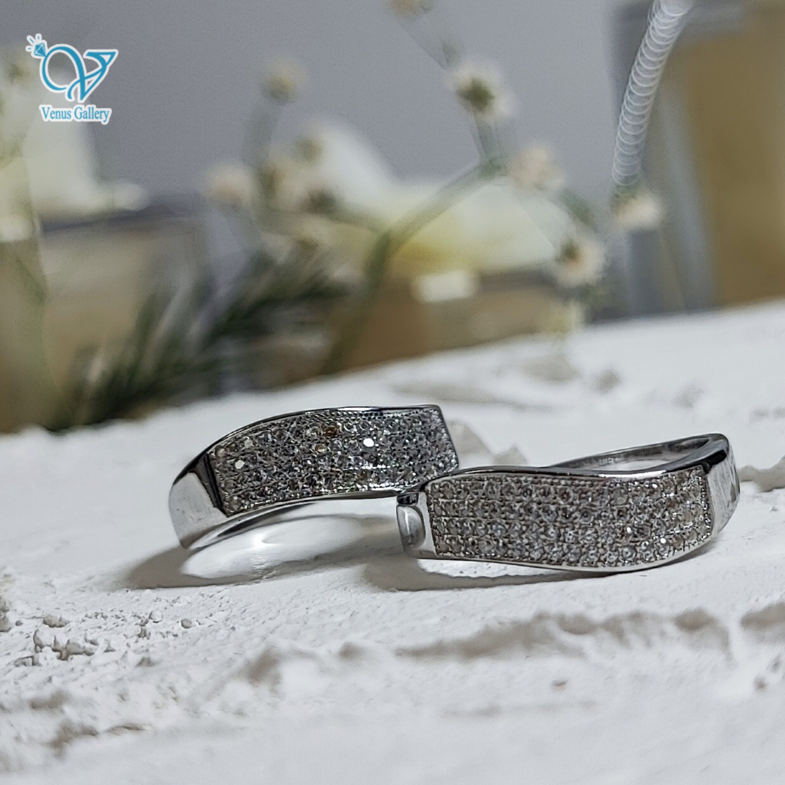 InShot_۲۰۲۴۰۲۲۹_۲۳۲۲۱۸۴۰۱-scaled-1.jpg حلقه ست نقره طرح طلا کد 5579 - Image 2