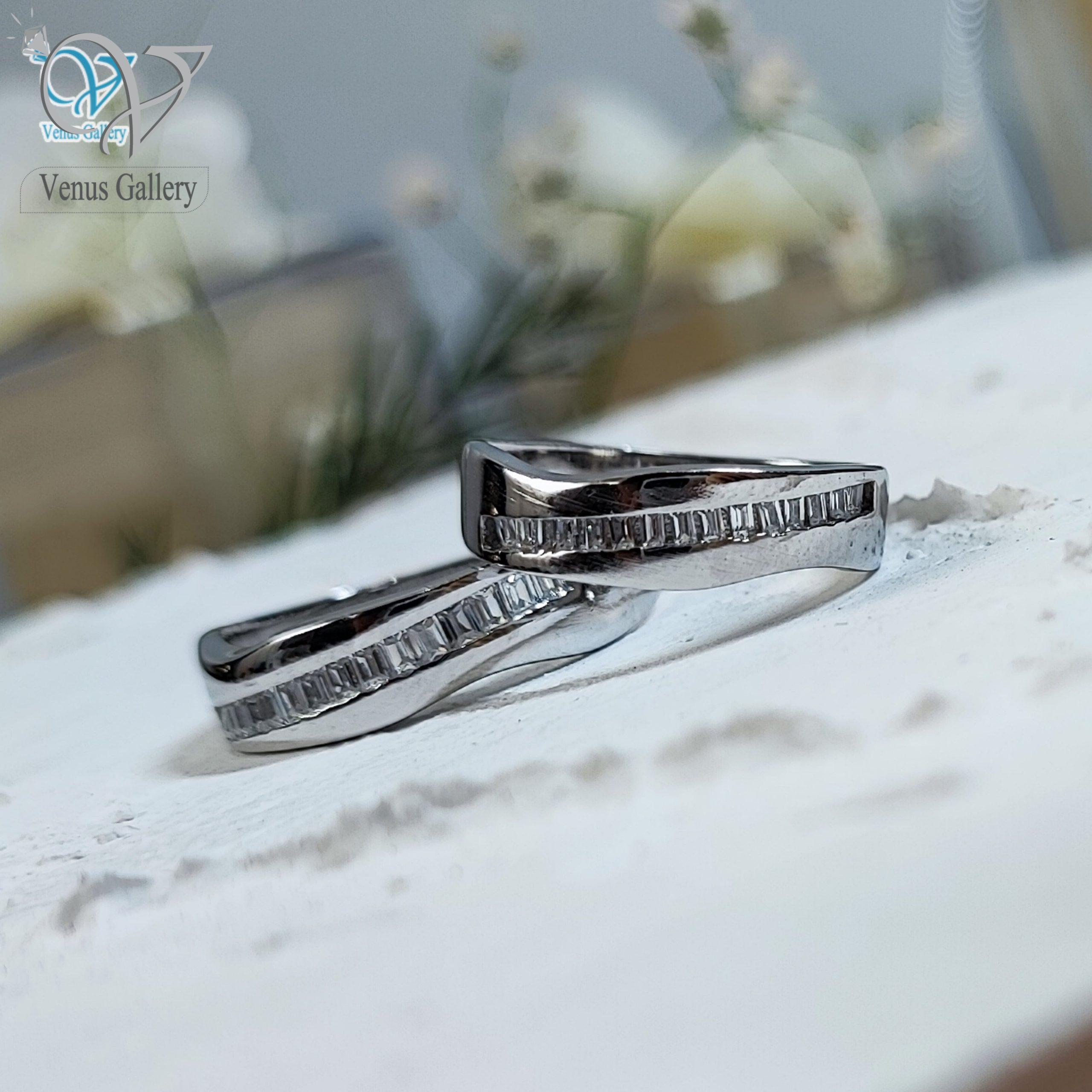 InShot_۲۰۲۴۰۳۰۳_۰۱۲۲۰۹۶۲۴-min-scaled-1.jpg حلقه ست نقره طرح طلا کد 3568 - Image 1