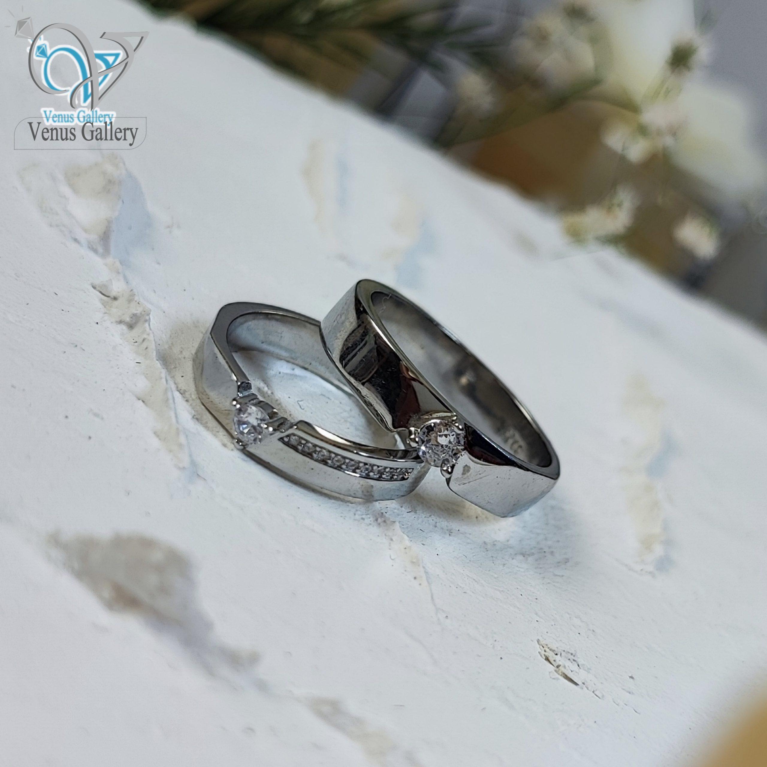 InShot_۲۰۲۴۰۳۰۳_۰۲۱۵۵۸۷۶۹-min-1-scaled-1.jpg حلقه ست نقره ساده تک نگین جدید کد 5915 - Image 1