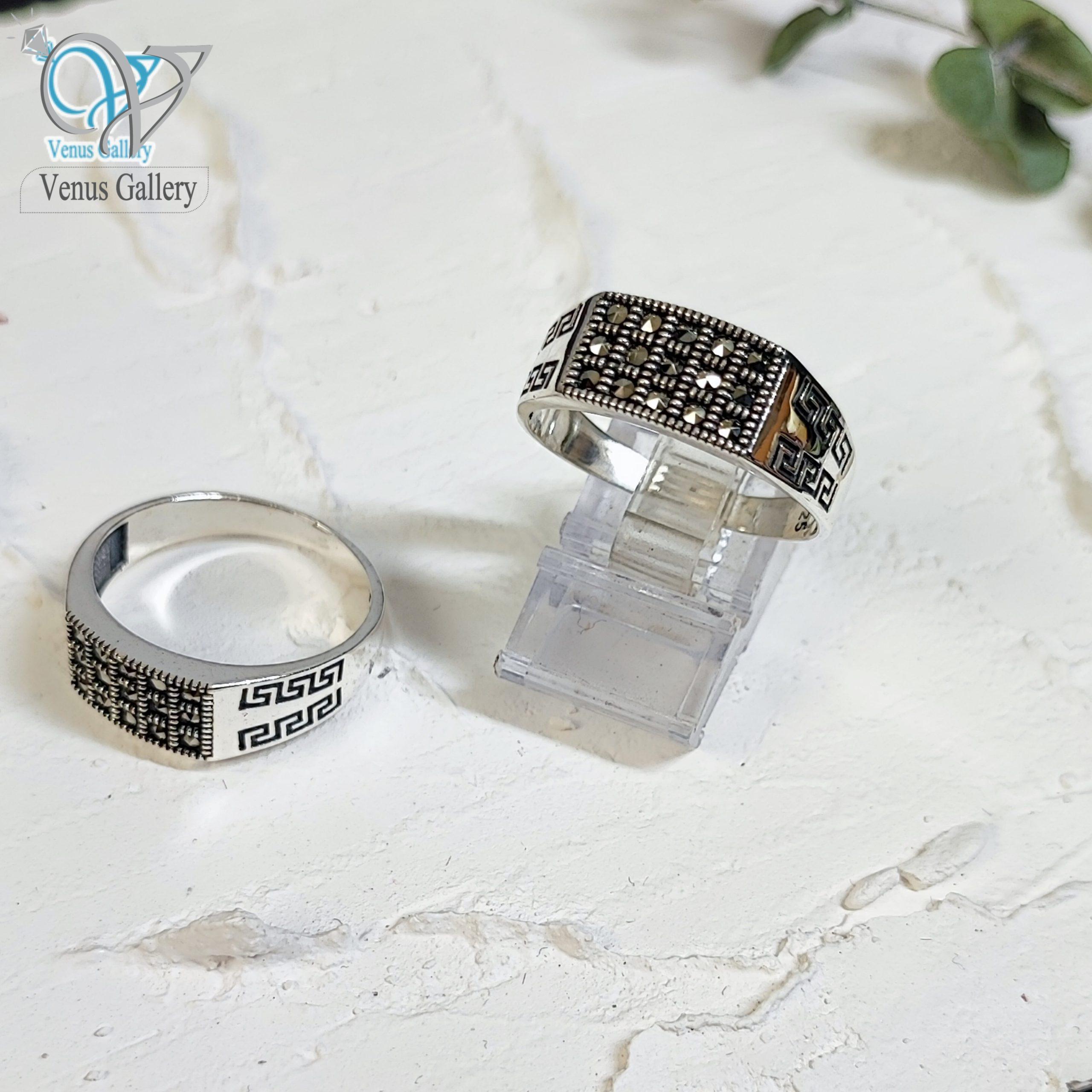 InShot_۲۰۲۴۰۳۱۸_۰۱۱۱۲۲۰۳۸-min-scaled-1.jpg انگشتر نقره مردانه نگین مارکازیت ترک کد 3600 - Image 1