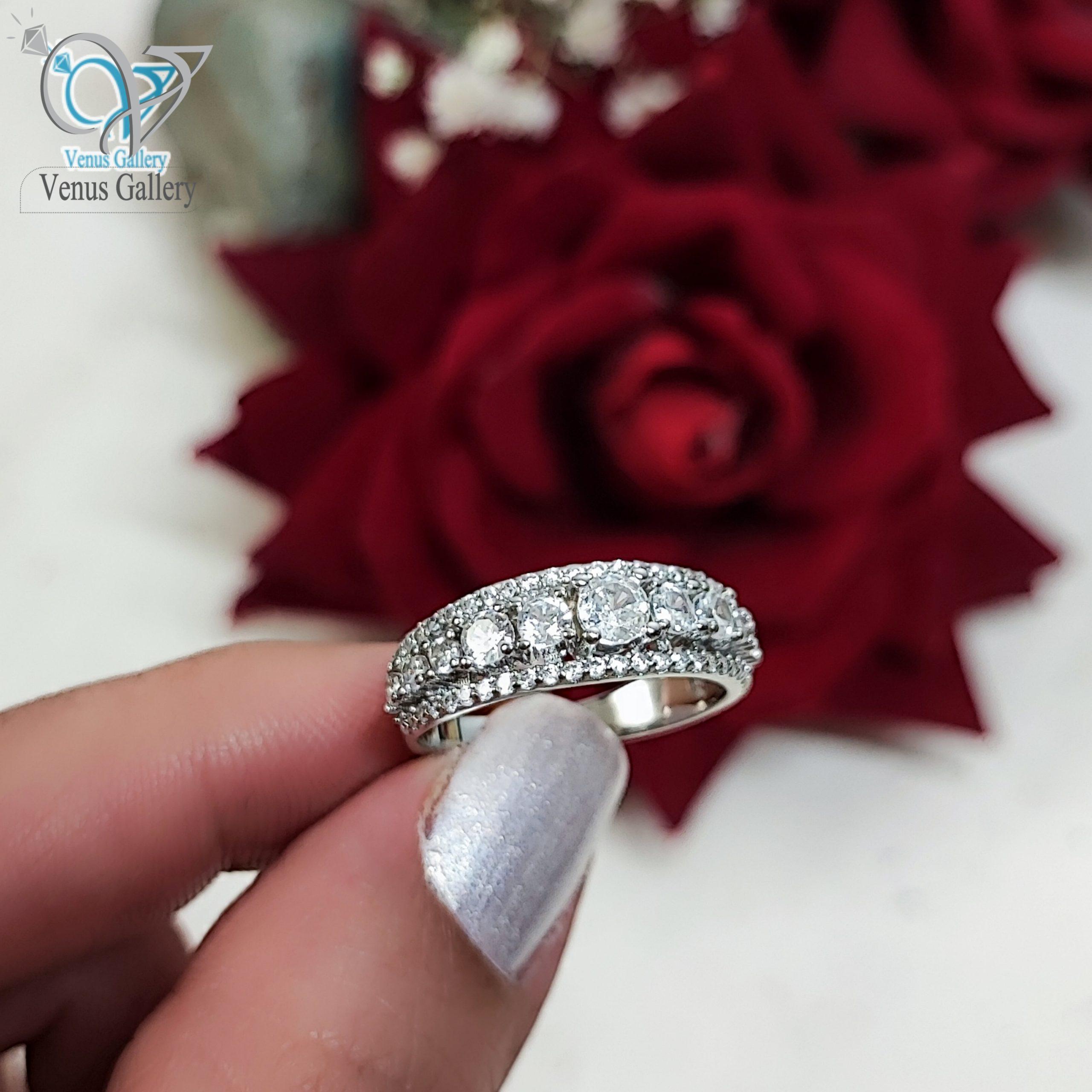 InShot_۲۰۲۴۰۳۱۹_۰۱۵۸۵۴۱۲۲-min-scaled-1.jpg انگشتر نقره جواهری زنانه طرح طلاسفید کد 3766 - Image 1