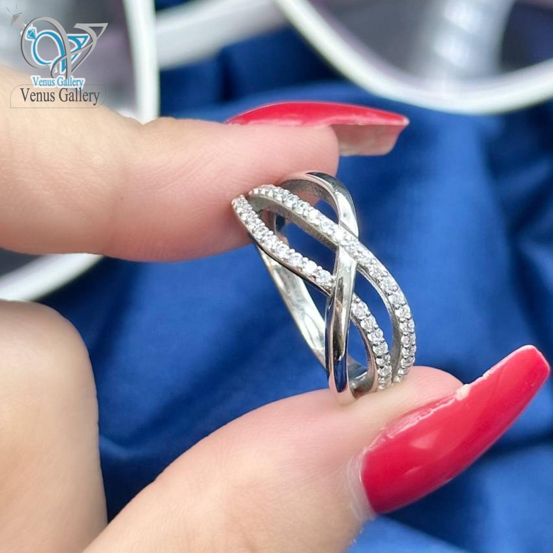 InShot_۲۰۲۴۰۳۲۱_۰۲۲۵۴۰۵۶۴-min.jpg انگشتر نقره ظریف دخترانه کد 3736 - Image 1