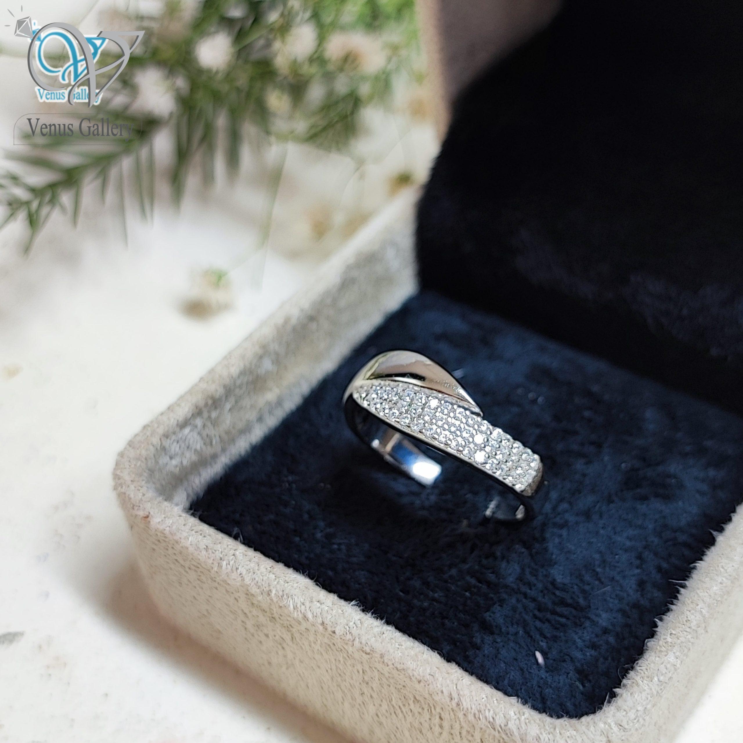 InShot_۲۰۲۴۰۳۲۳_۰۰۵۴۵۳۲۳۸-min-scaled-1.jpg انگشتر نقره زنانه جواهری کد 4070 - Image 1