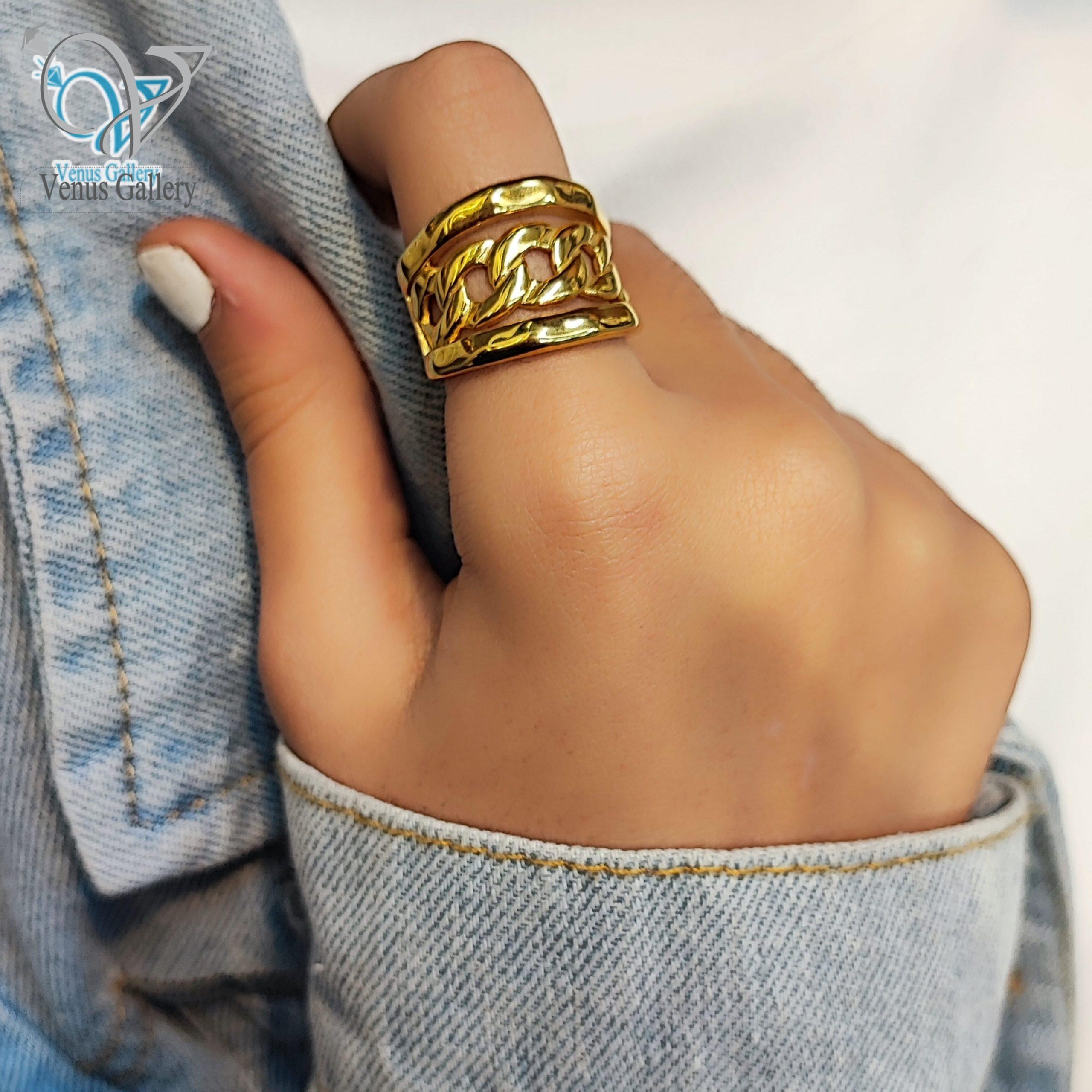 InShot_۲۰۲۴۰۳۲۴_۲۰۱۴۳۴۷۸۷-min-scaled-1.jpg انگشتر پورتیفینو استیل طلایی - Image 1