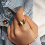 انگشتر استیل پروانه طلایی مدل شن پاش - Image 2