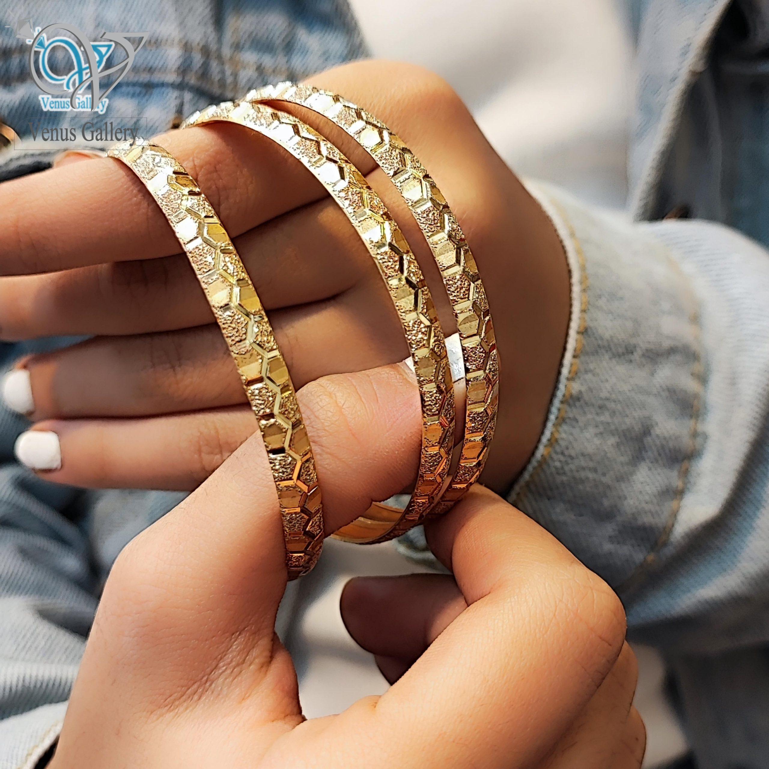 InShot_۲۰۲۴۰۳۲۴_۲۰۲۰۴۱۰۹۰-min-scaled-1.jpg النگوطلاروس طرح طلا - Image 1