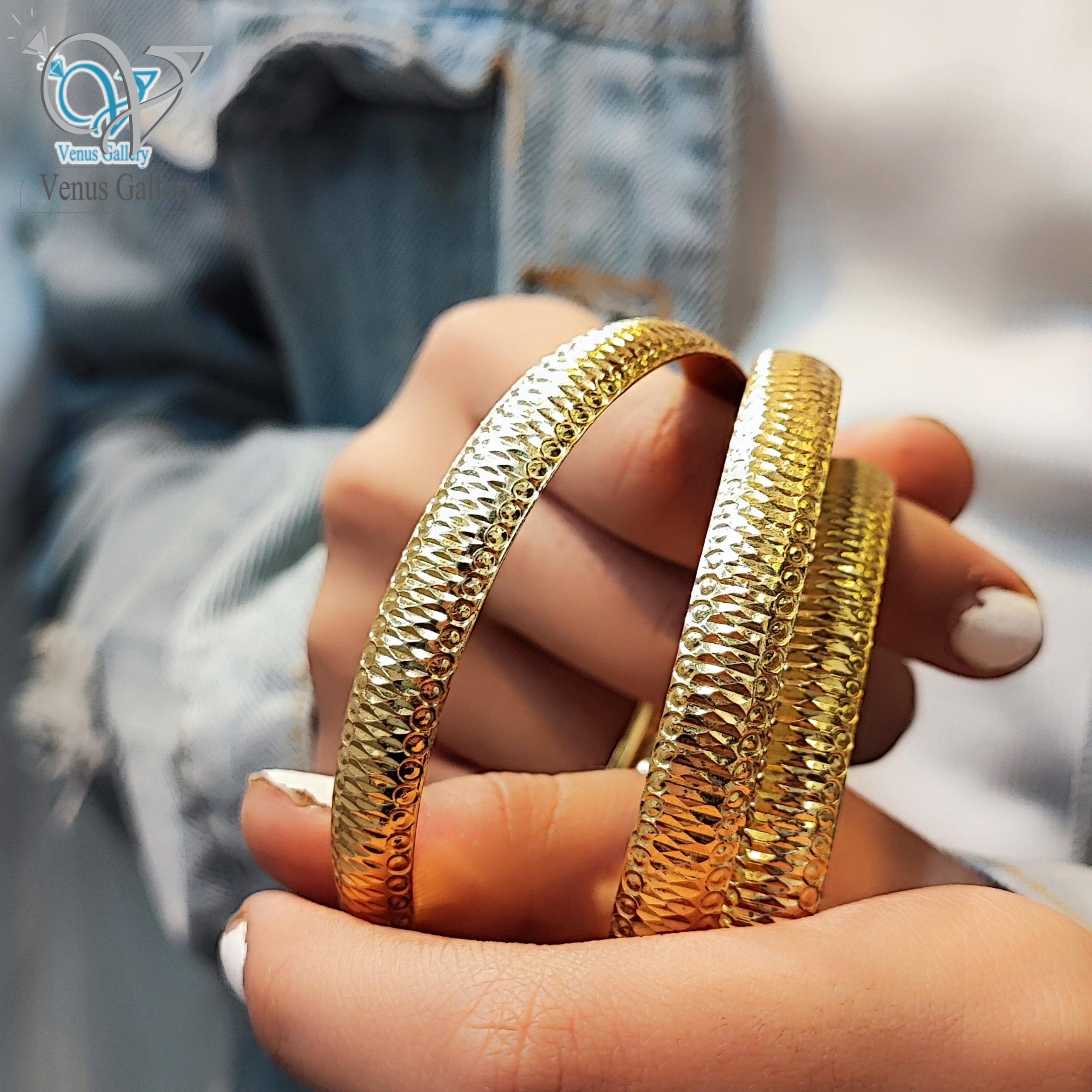 InShot_۲۰۲۴۰۳۲۴_۲۰۲۳۴۱۸۹۶-min-scaled-1.jpg النگو طلا روس طرح طلا - Image 1