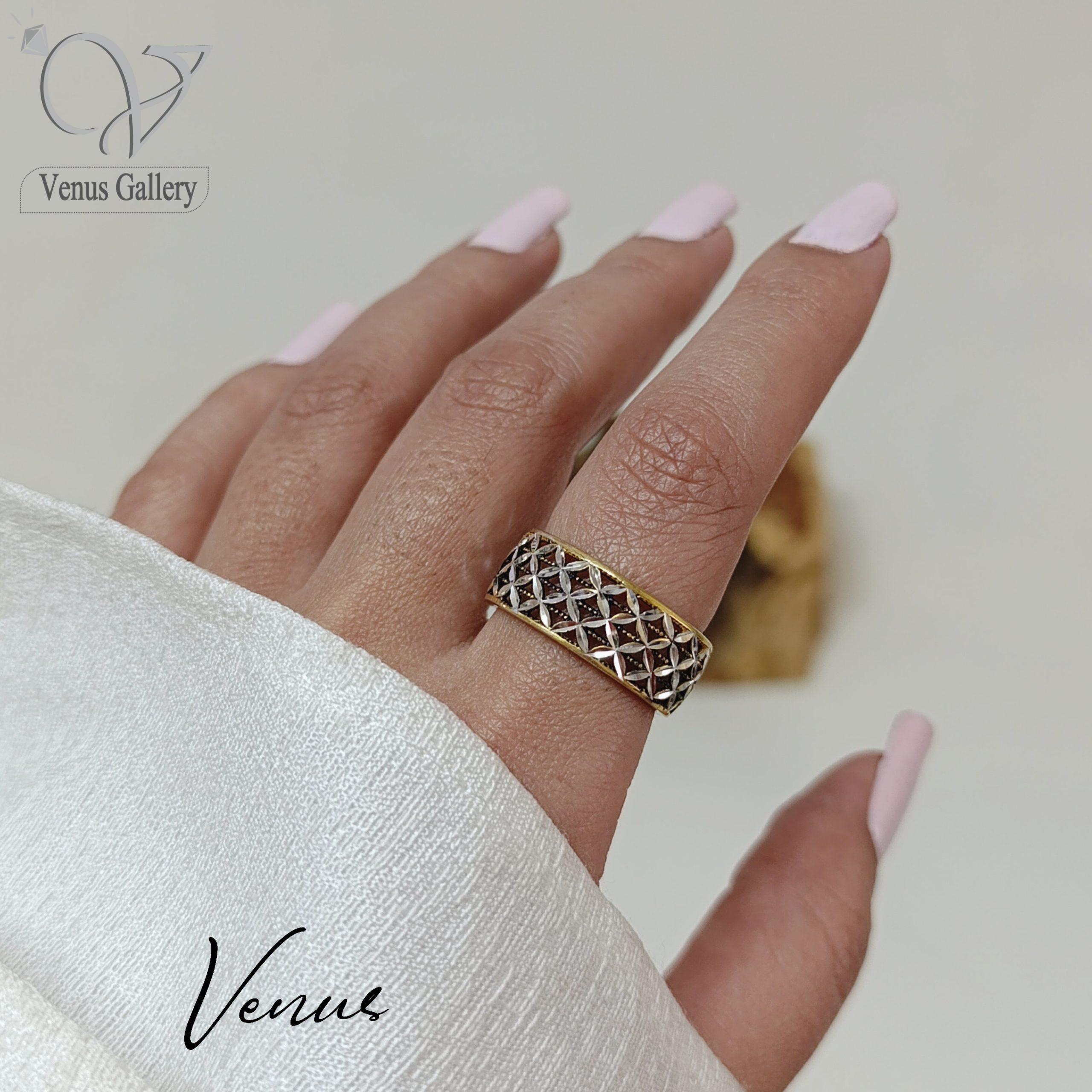 InShot_۲۰۲۵۰۴۲۶_۲۰۲۳۱۳۸۱۸-scaled-1.jpg انگشتر نقره سیاه قلم گرد مدل زنبوری کد 2995 - Image 1