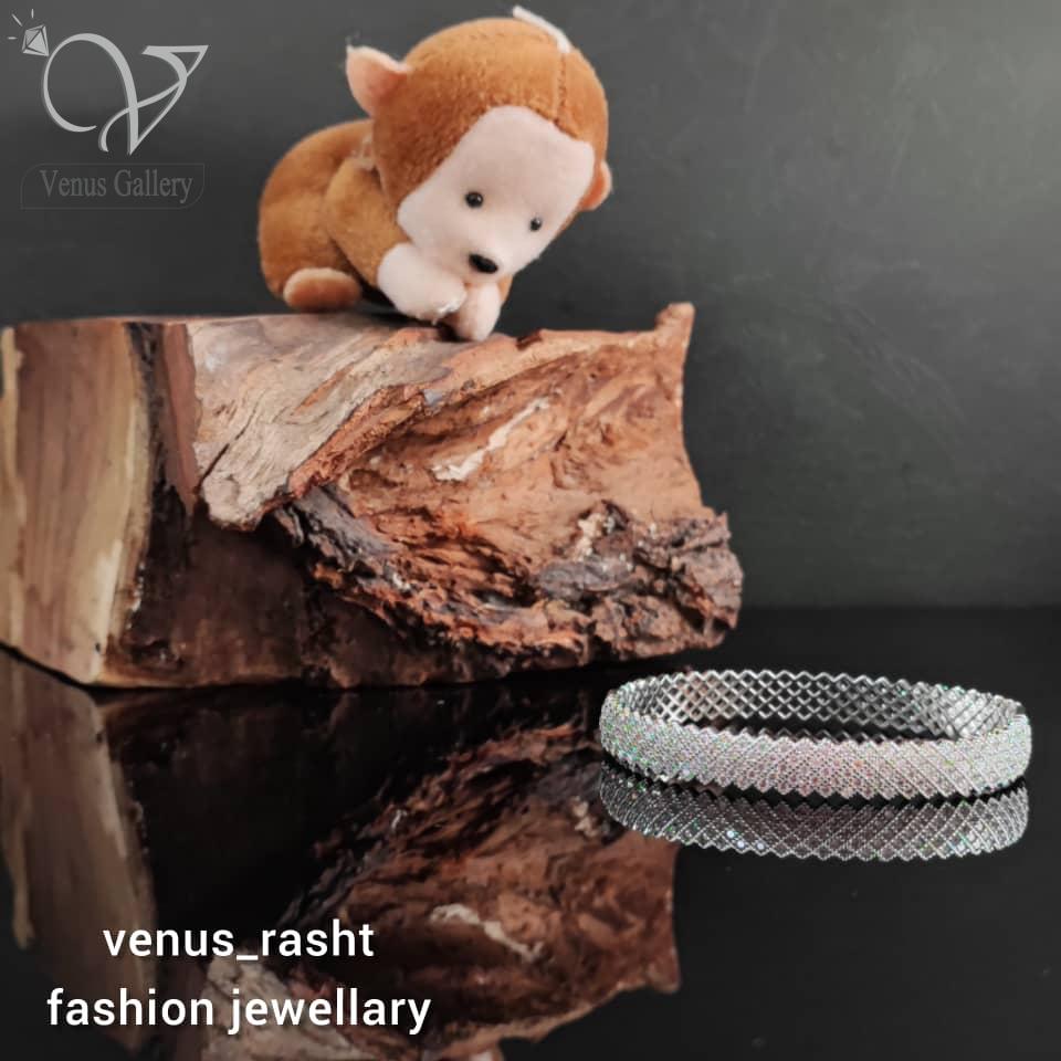 WhatsApp-Image-2023-02-24-at-20.03.34.jpeg دستبند طرح جواهر - Image 1