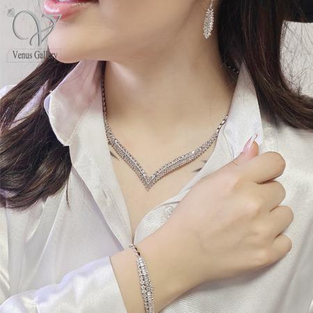 1 سرویس نقره عروس با درخشش طلای 24 عیار خرید اقتصادی با درخشش ابدی کد 12287 - Image 1