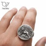 انگشتر نقره مردانه طرح شیروخورشید