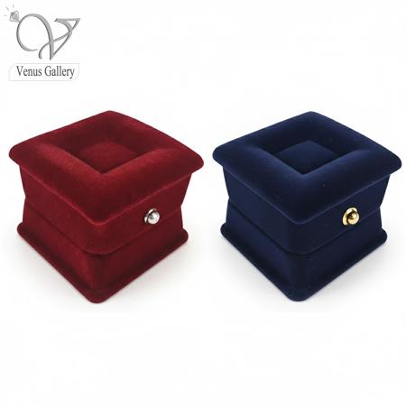 جعبه جواهری انگشتر مدل فلوکی