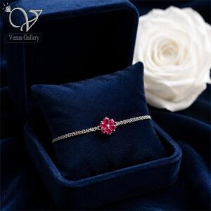 دستبند نقره زنانه ظریف طرح گل ۵ پر نگین قرمز